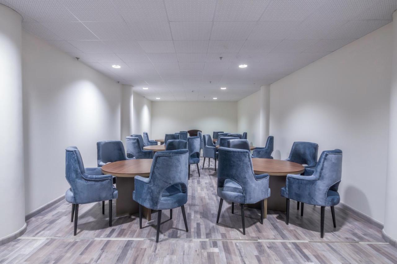 The Address Palace Apartments Dammam Exterior photo